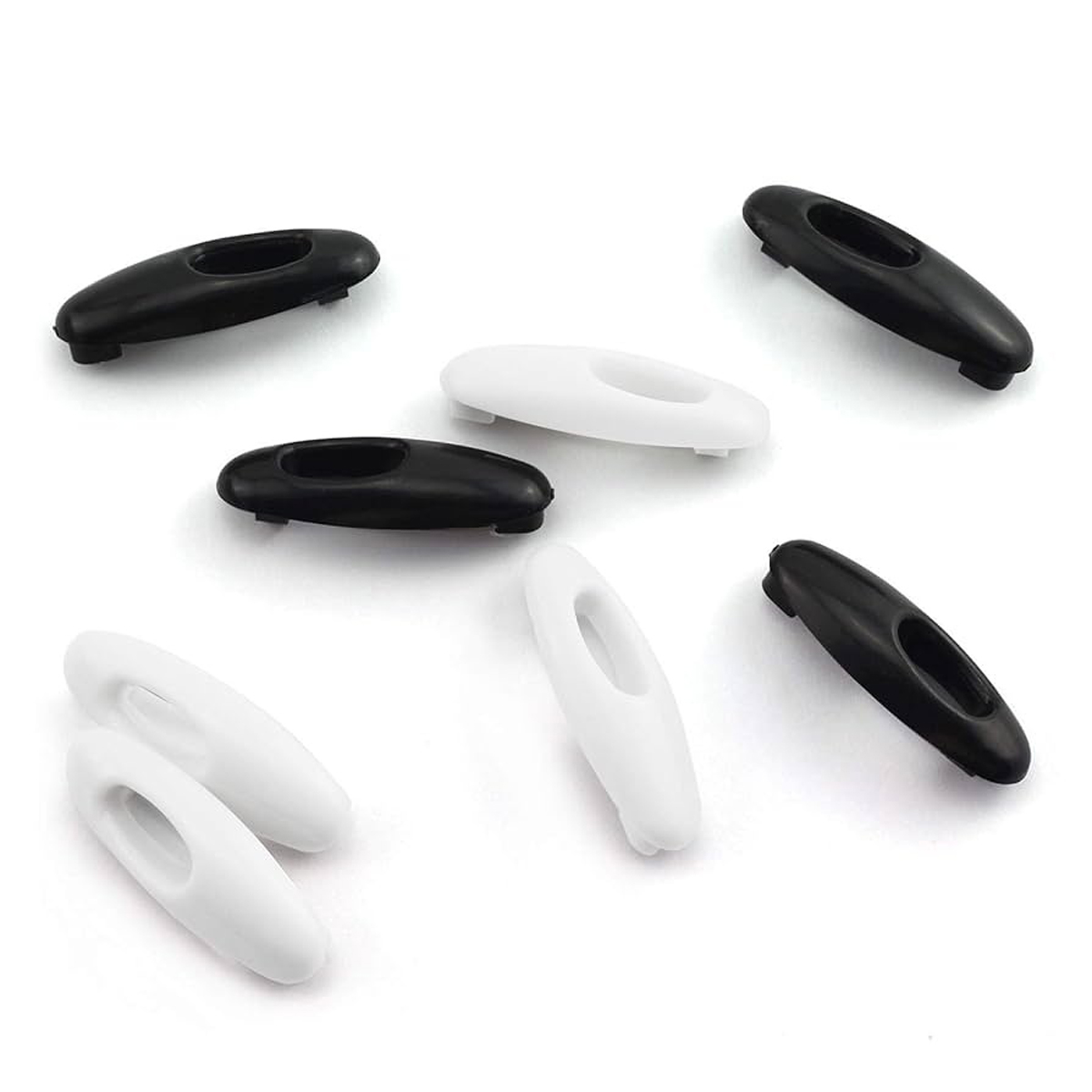 Italo Scarf Buckle White & Black