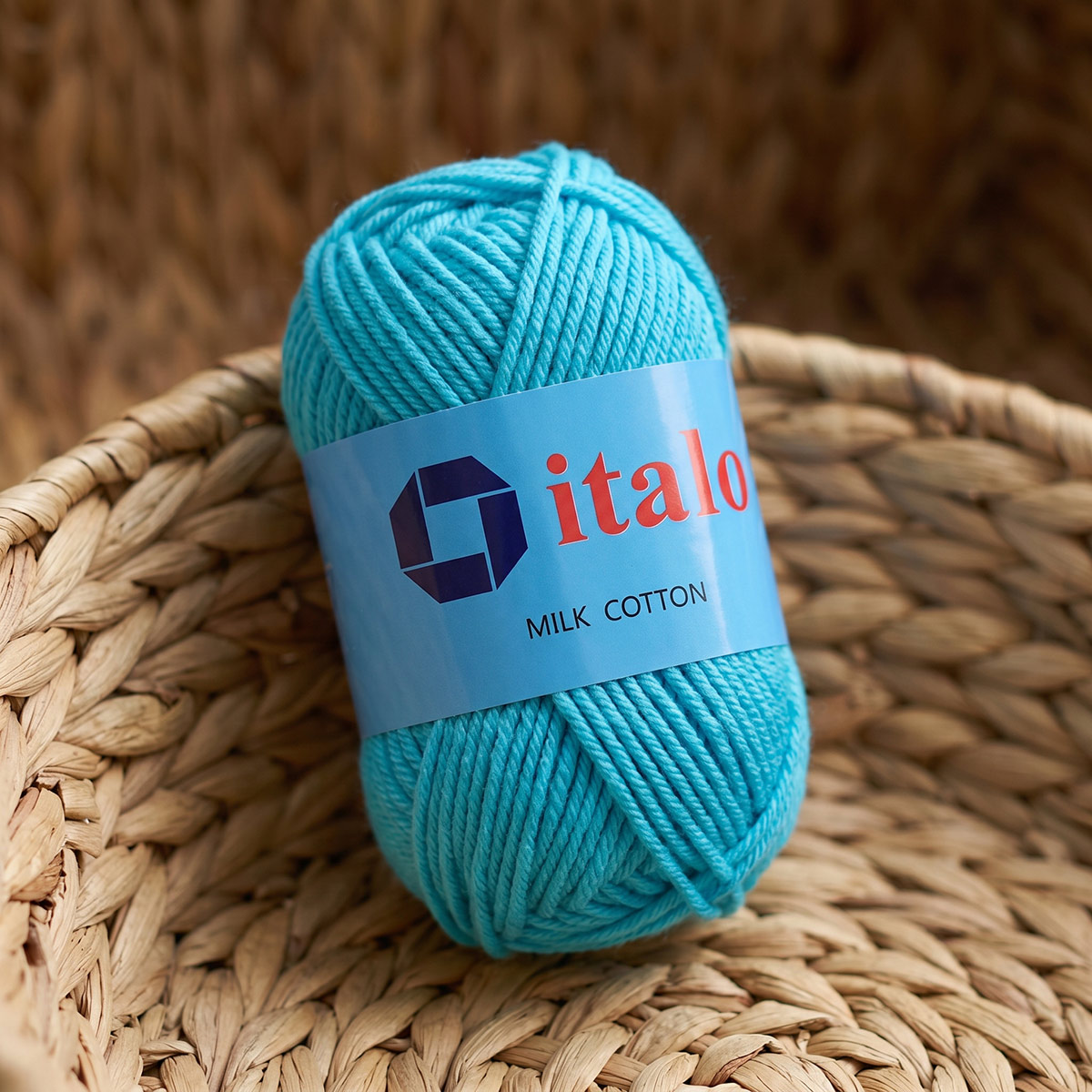 Italo Crochet Thread Light Blue