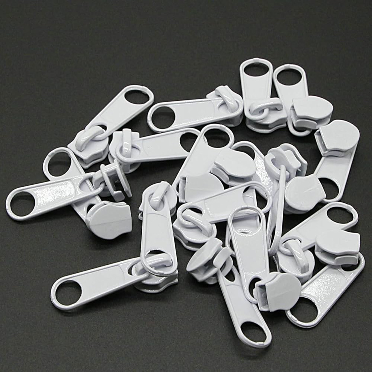 Italo Metal Zip Puller White