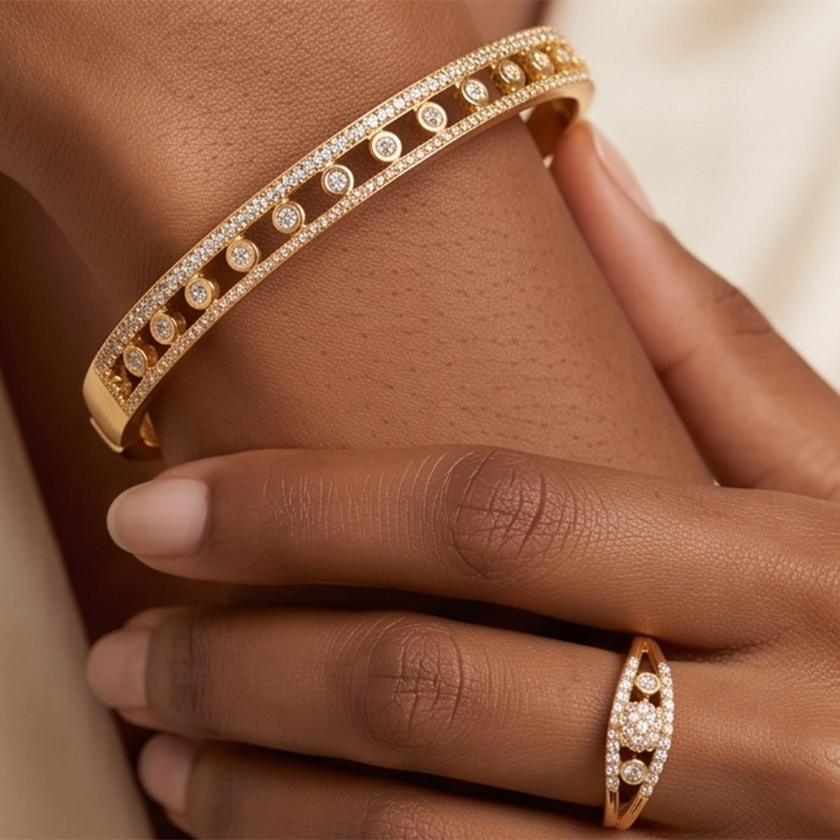 Bangle with Single Ring