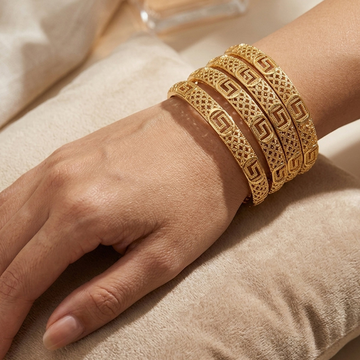 Golden Bangle Set Motif Design