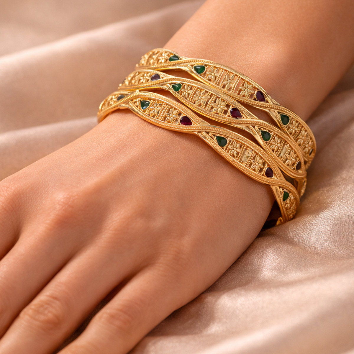 Golden Bangle Set Wavy Filigree