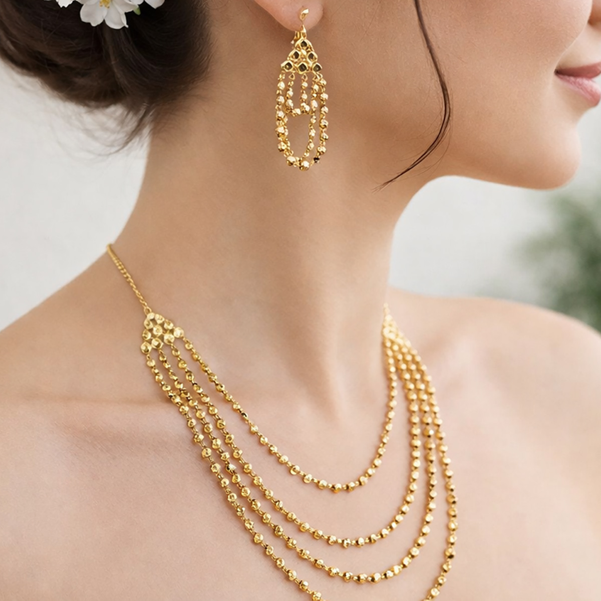طقم عقد قصير من أربع طبقات | السيدات | مجوهرات طقم عقد قصير من أربع طبقات | السيدات | مجوهرات