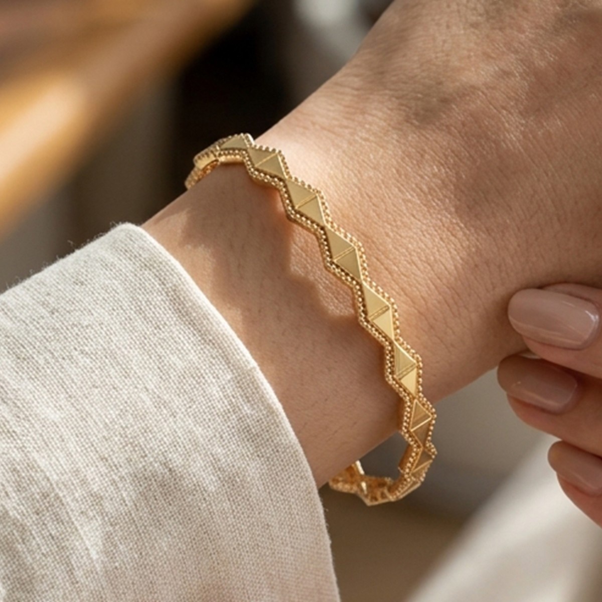 Golden Tone Bracelet