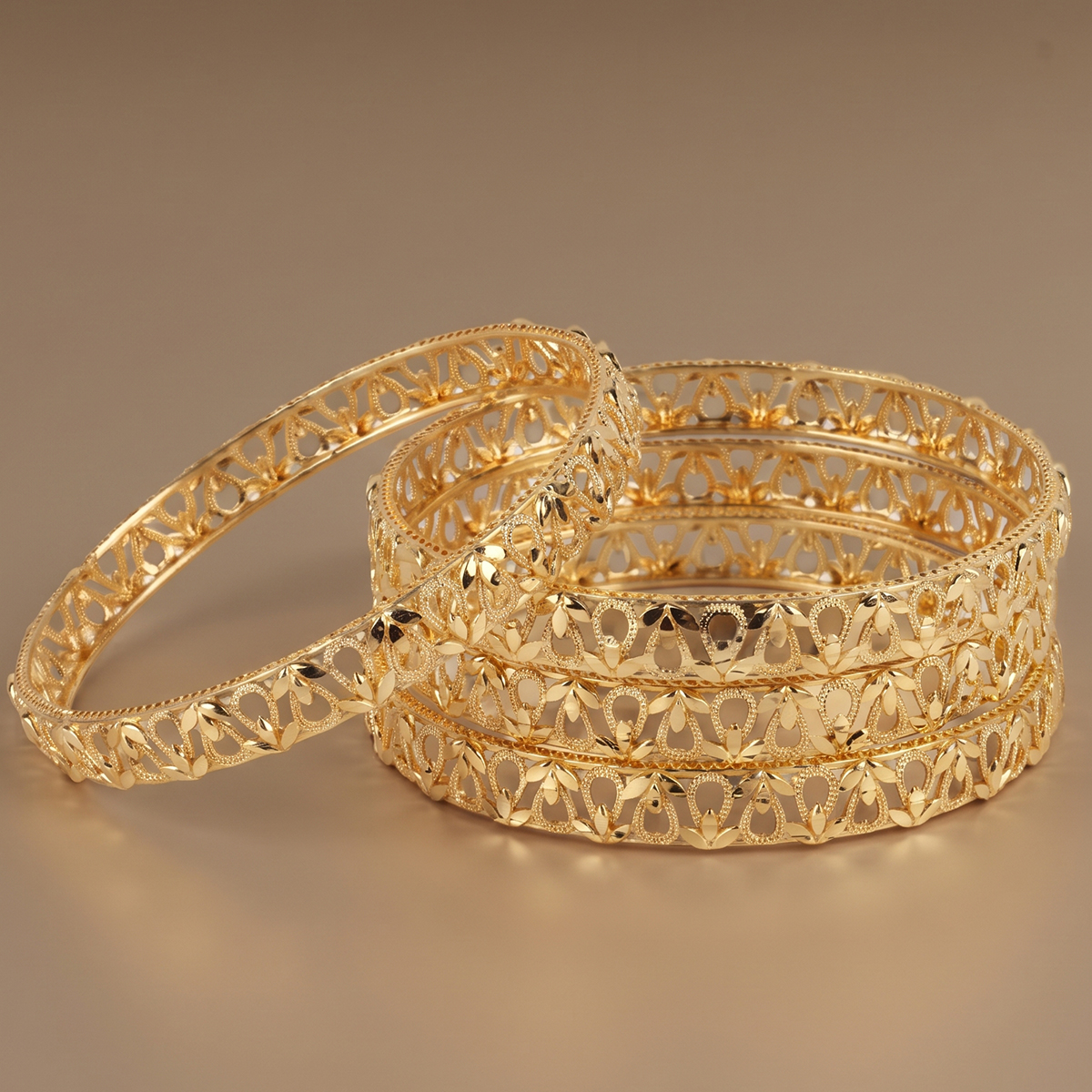 Golden Ladies Bangle Set