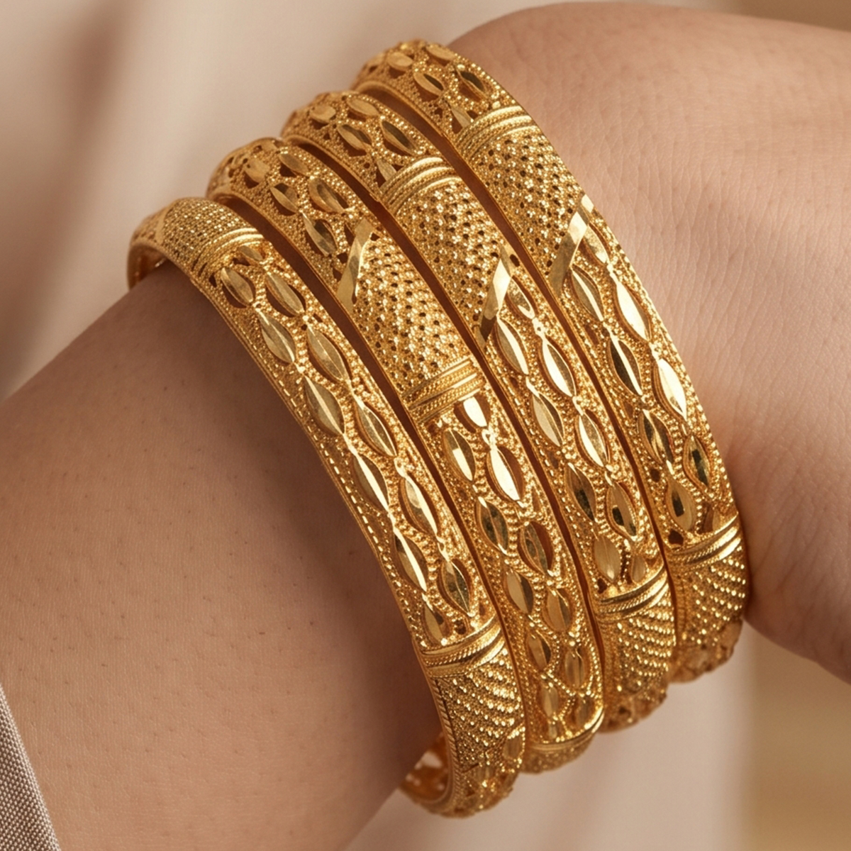 Golden Ladies Bangle Set