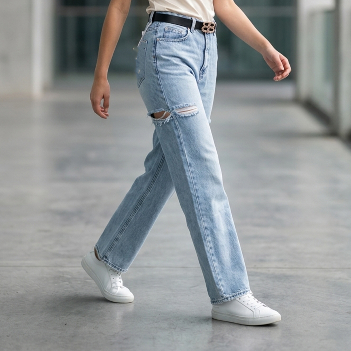 Ladies Jeans Pant Ripped