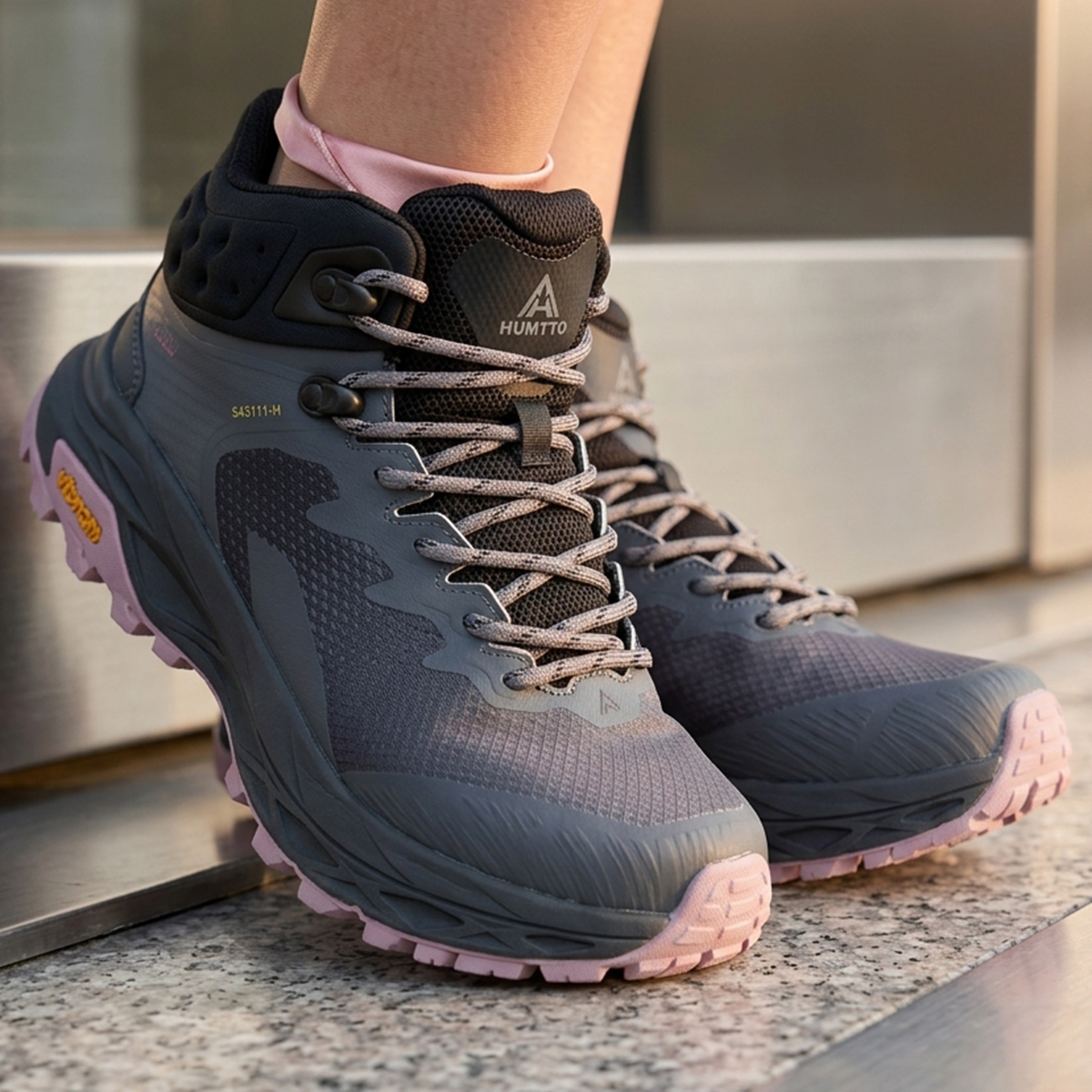 Ladies Sneaker Shoes