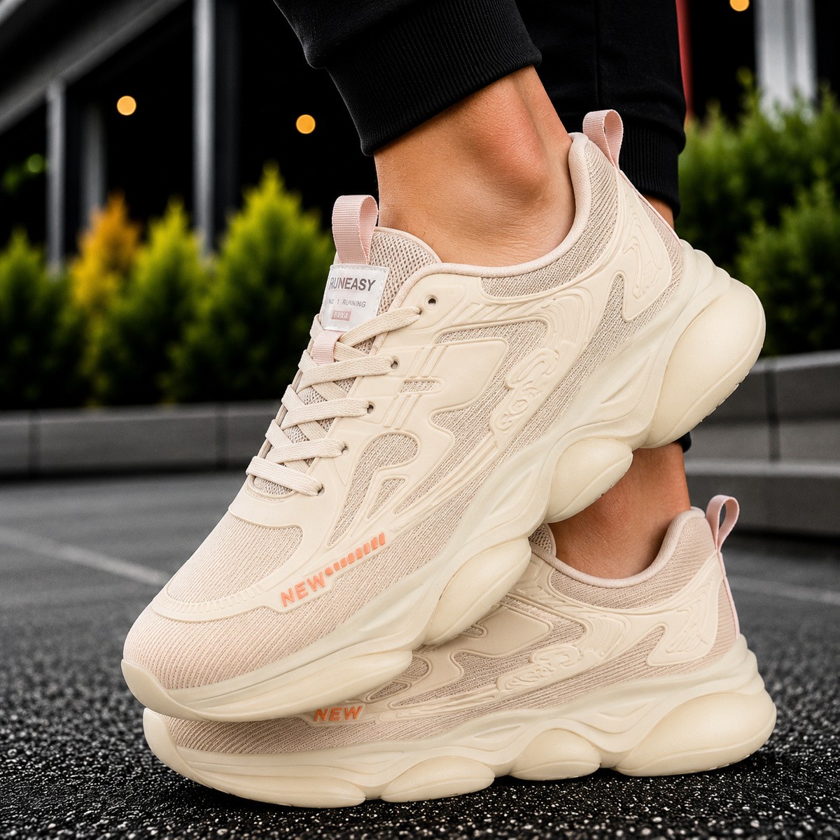 Men Running Shoes With Lace Beige