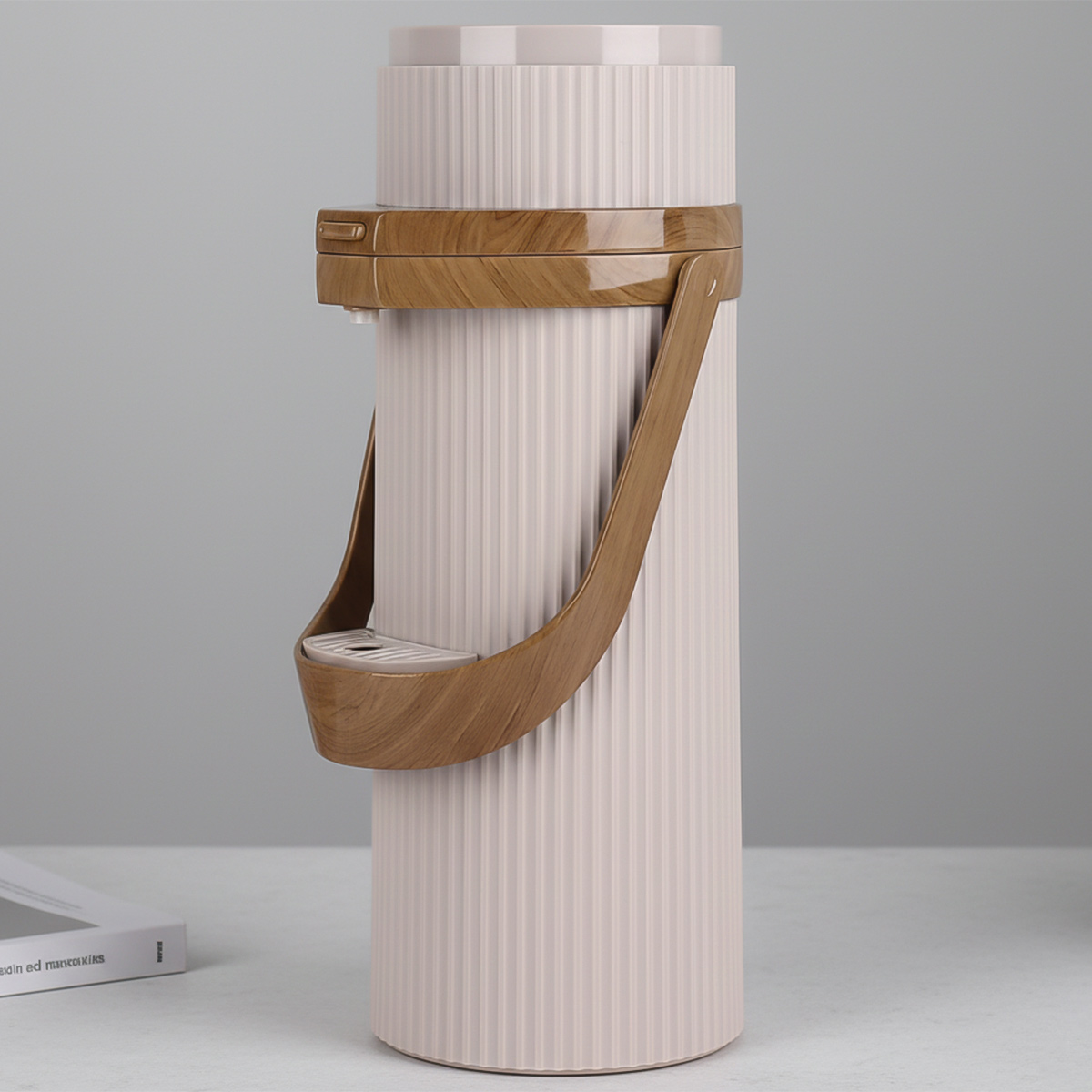 Insulate Beverage Dispenser 1.9L