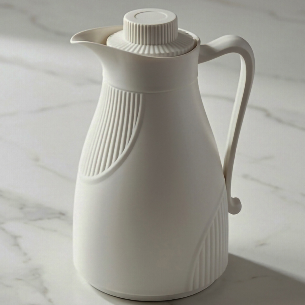 Insulated Plastic Flask 1L