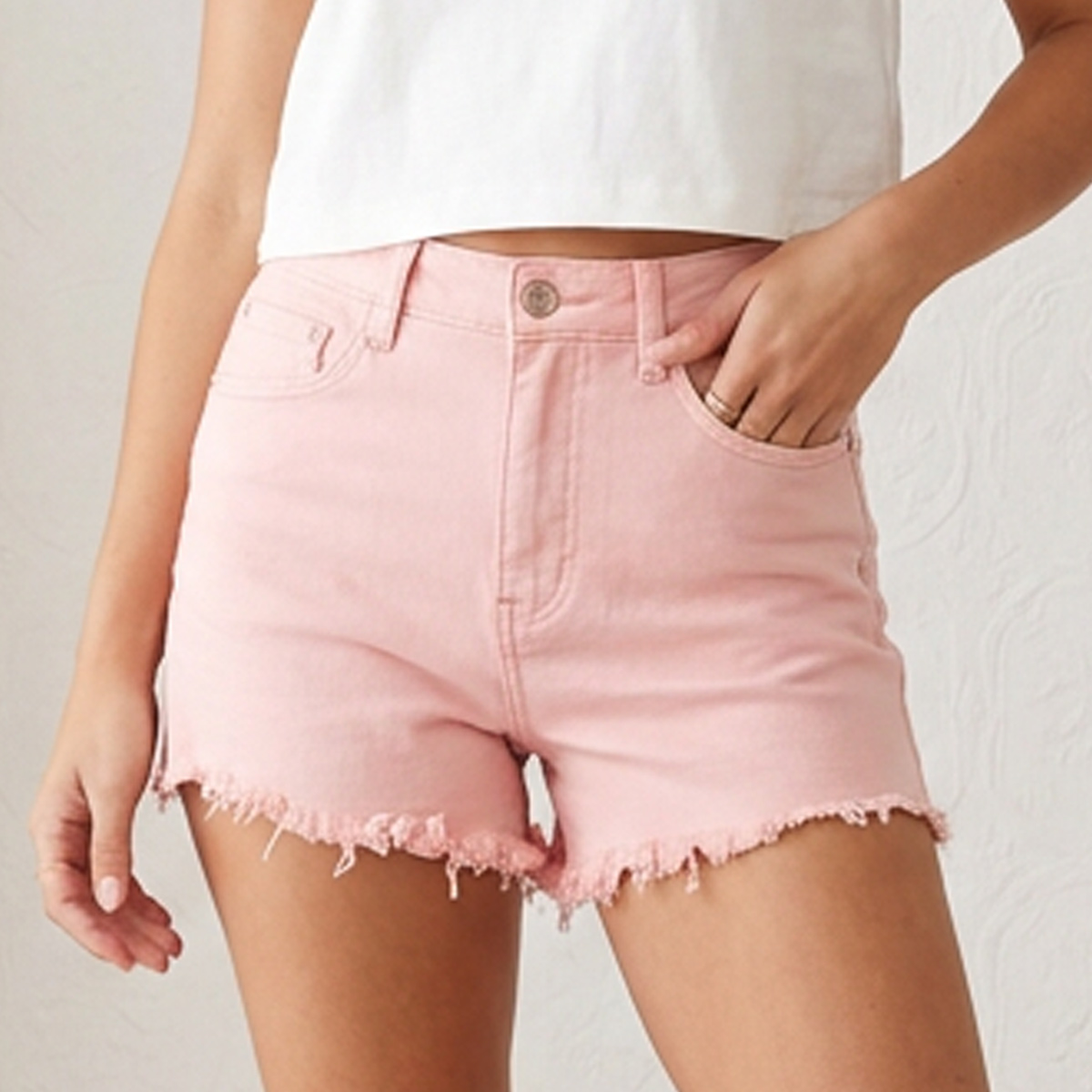 Ladies Jeans Short Pink