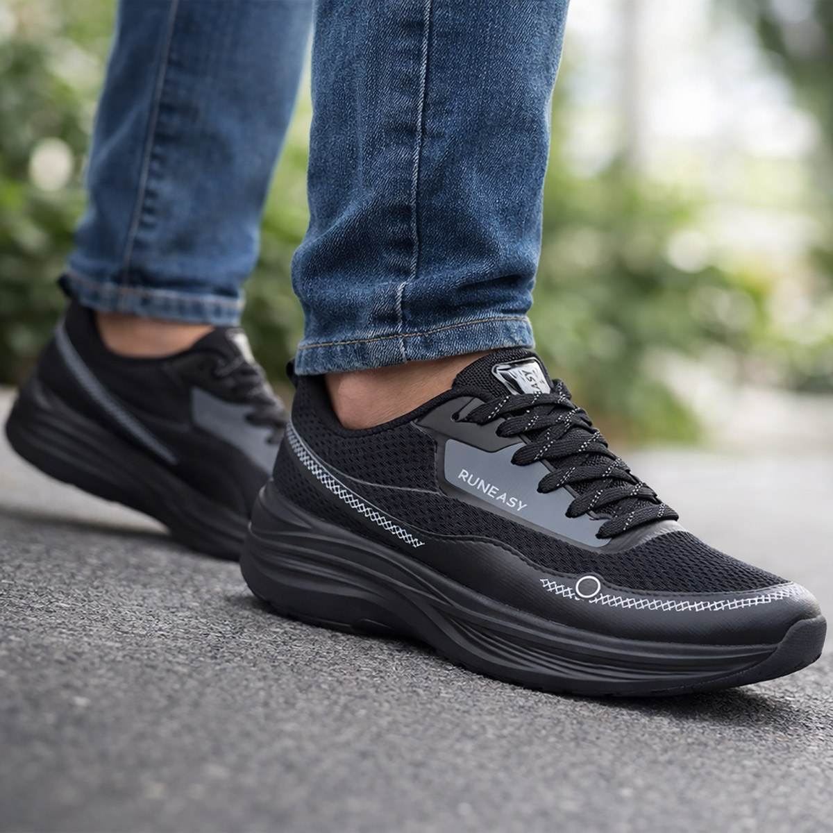 Runeasy Mens Running Shoes With Lace
