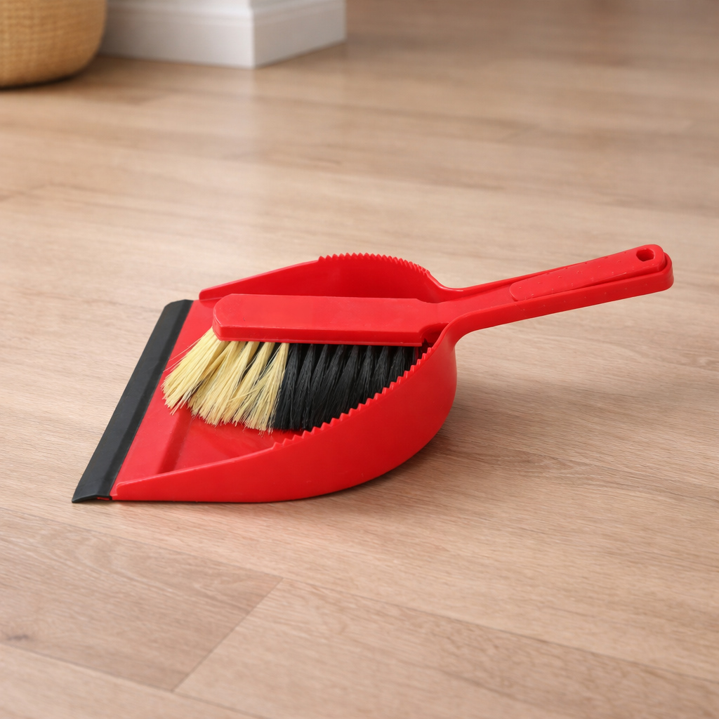 Dust Pan With Brush