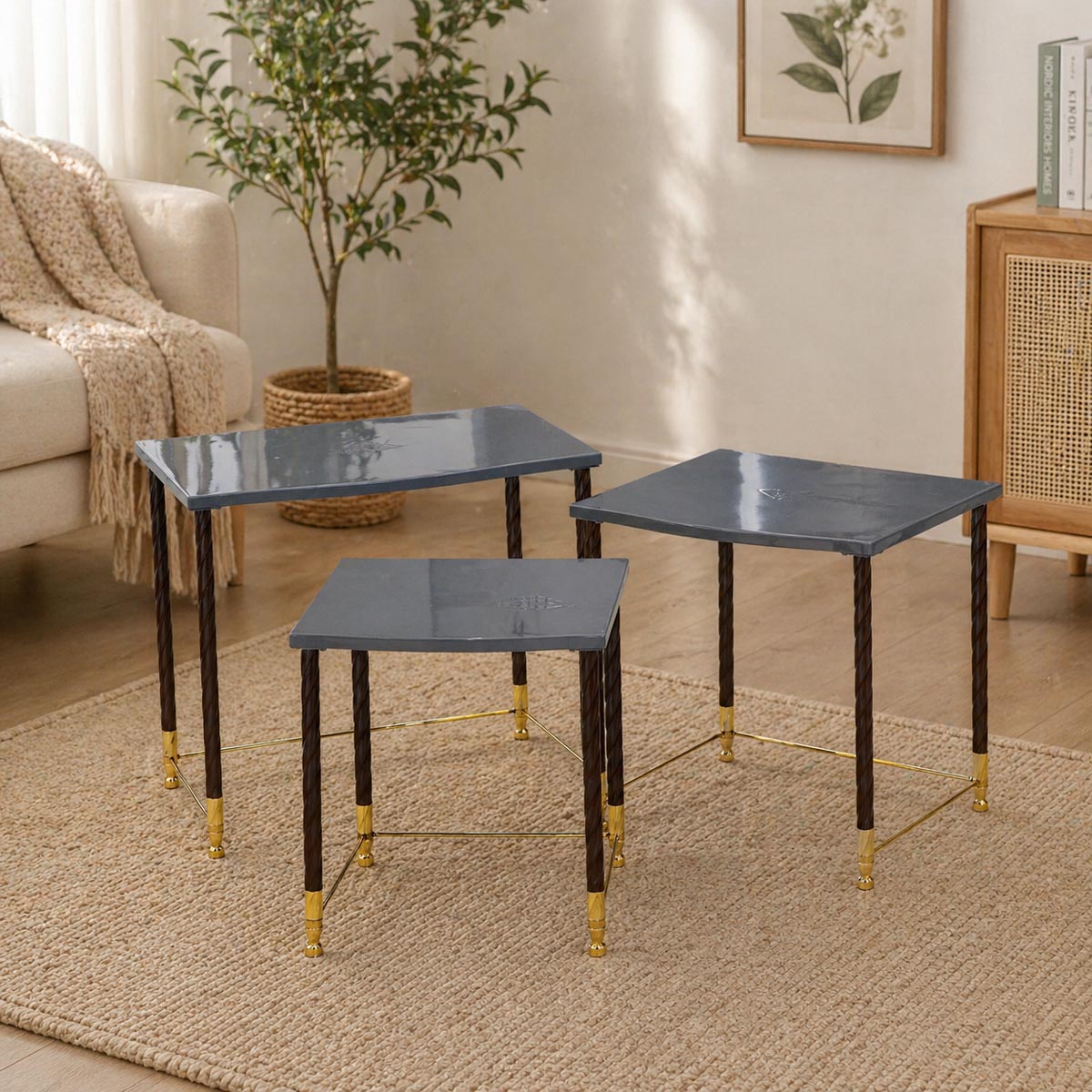 Classic Nesting Table 3 Pieces