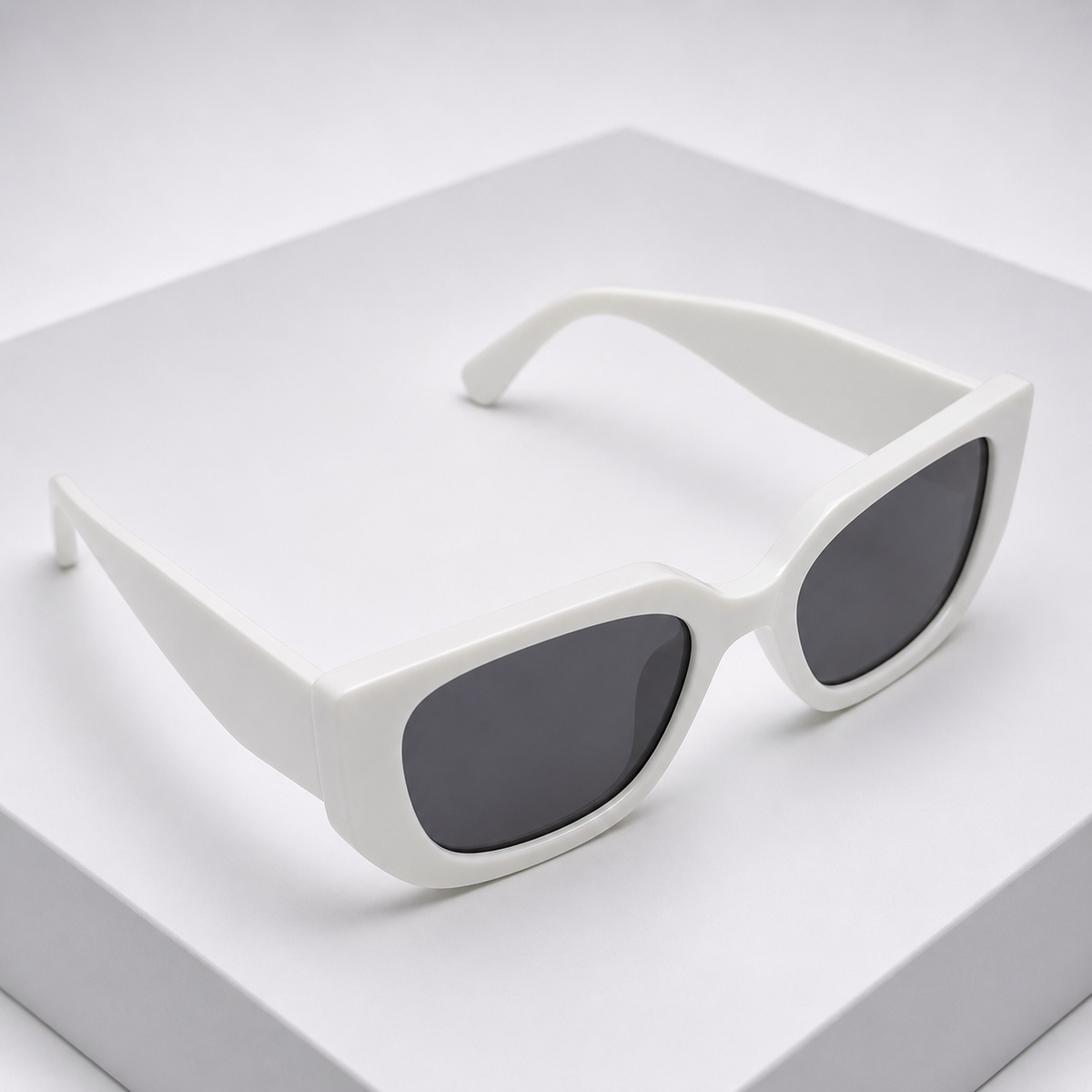 Ladies Sunglass White