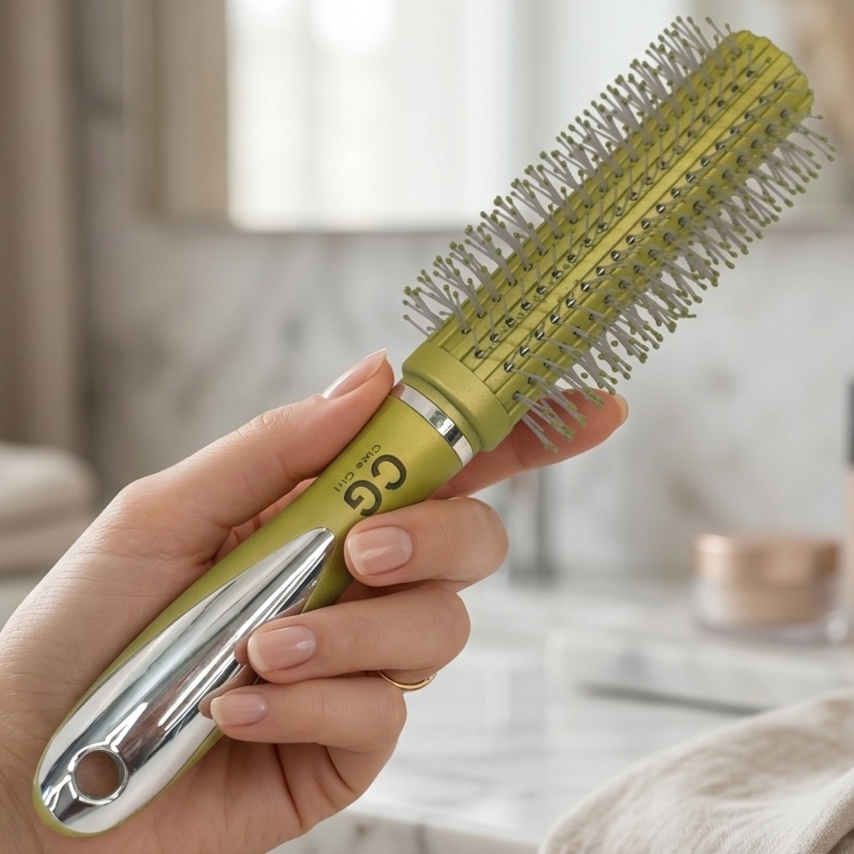 Round Hair Brush