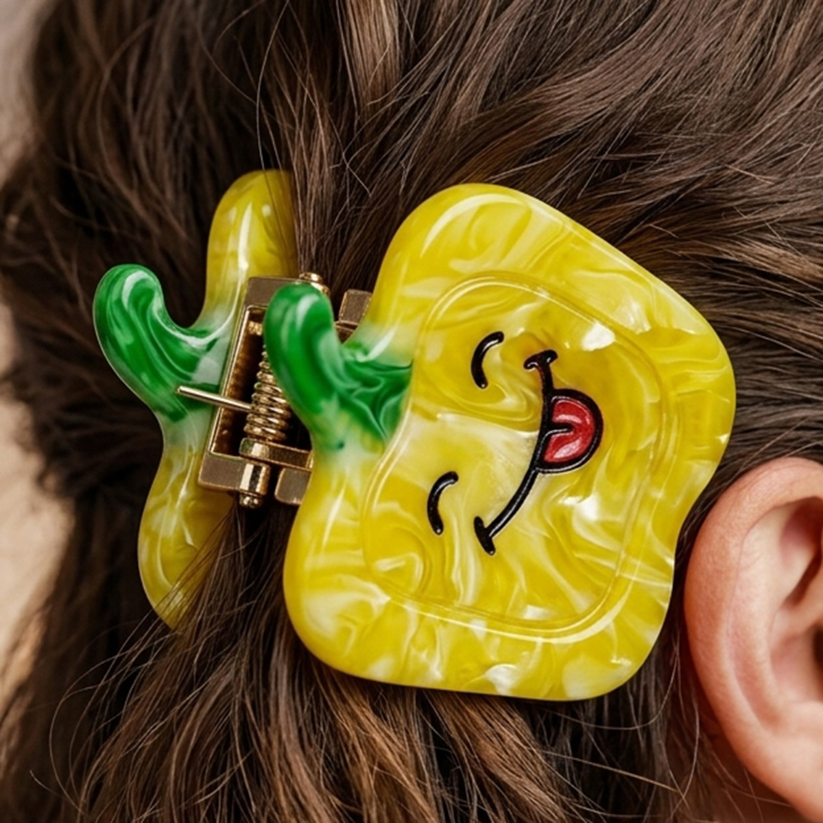 Ladies Hair Clip Yellow | السيدات | إكسسوارات النساء Ladies Hair Clip Yellow | السيدات | إكسسوارات النساء