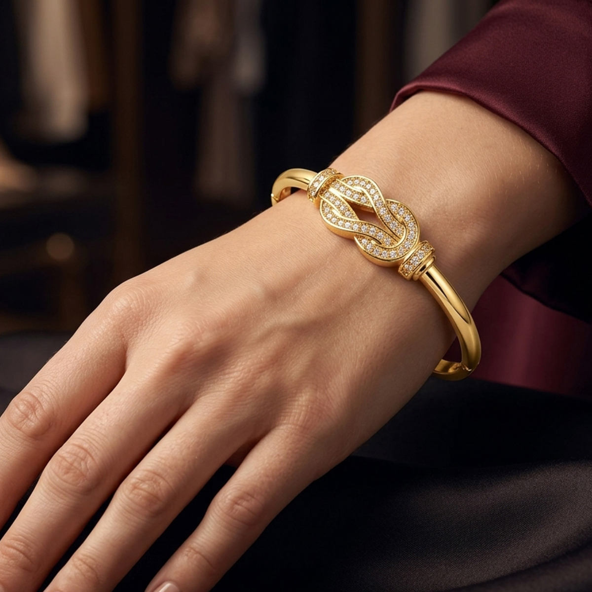 Ladies Hand Bangle