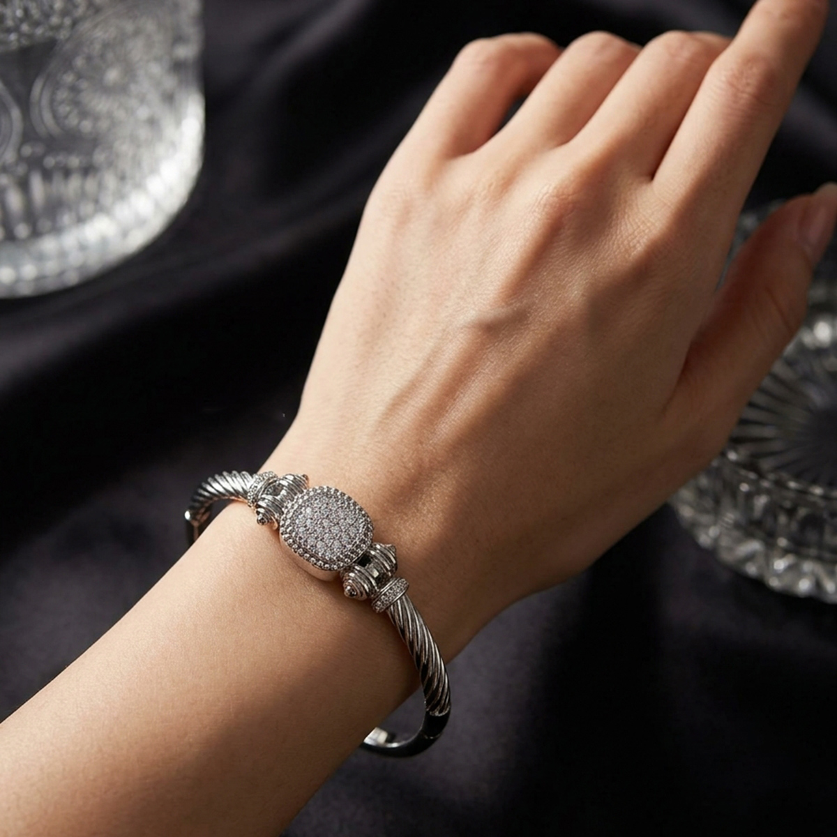 Ladies Hand Bangle