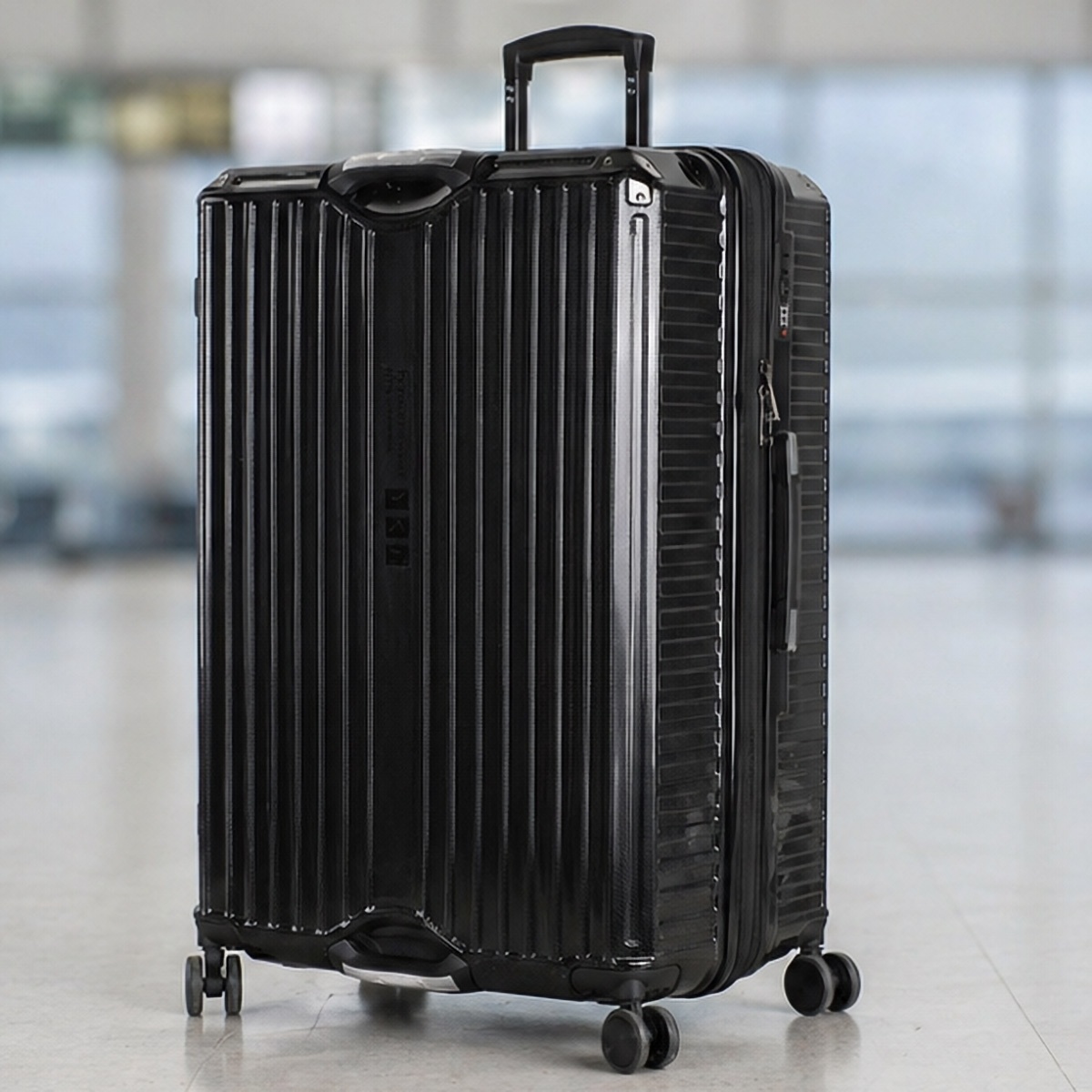 Trolley Bag Hard Plain 20 Inch