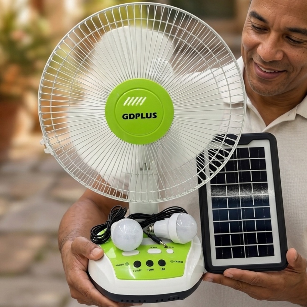 Gdplus Table Fan Solar