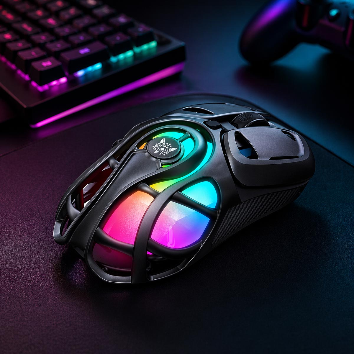 ماوس ألعاب مزود بإضاءة RGB