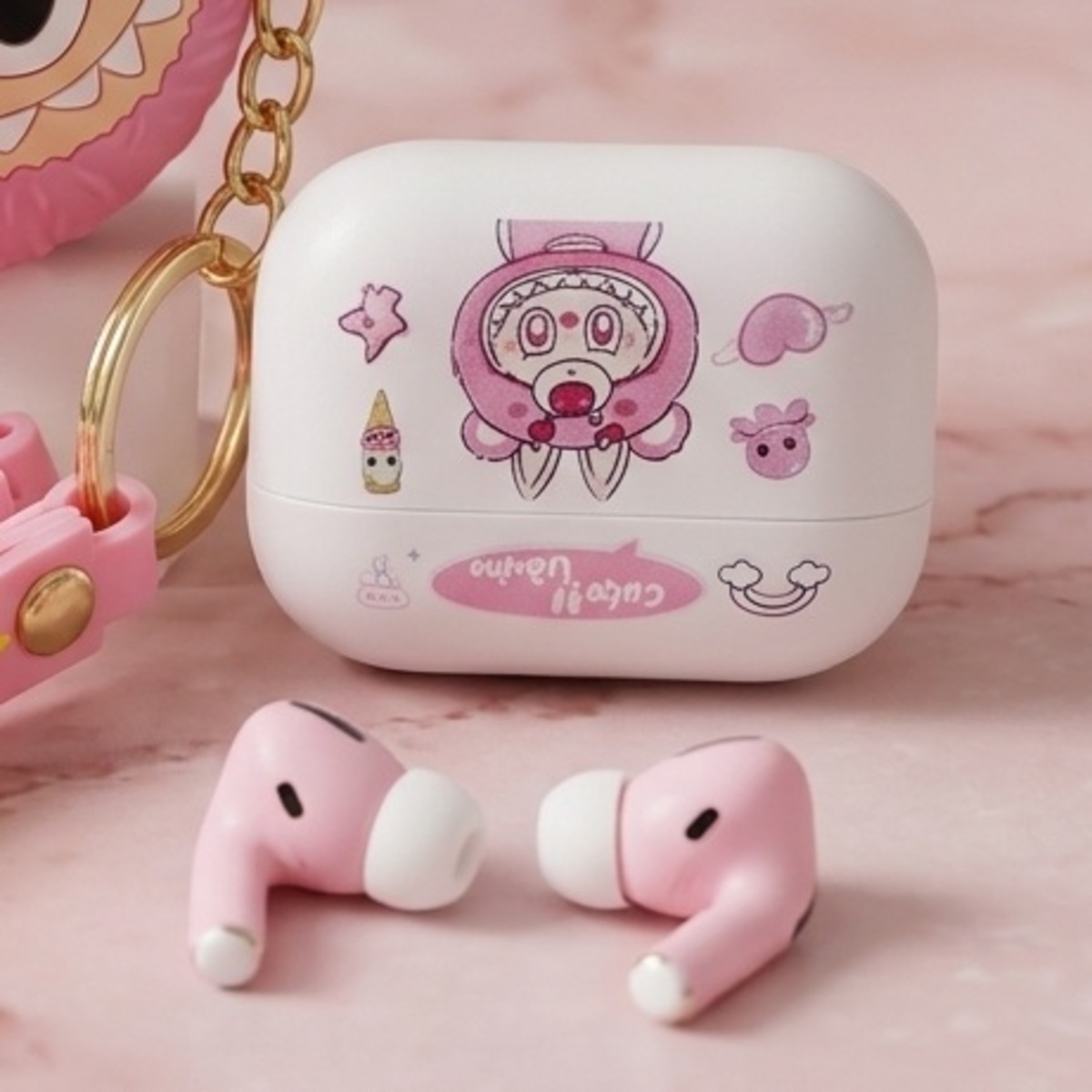 Wireless Earbuds With Custom Printed Case