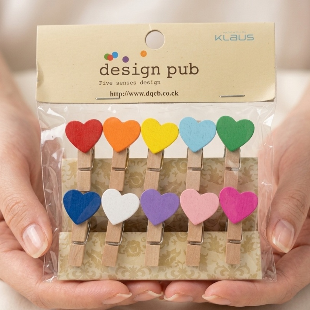 Design Pub Mini Heart Wooden Clip Set