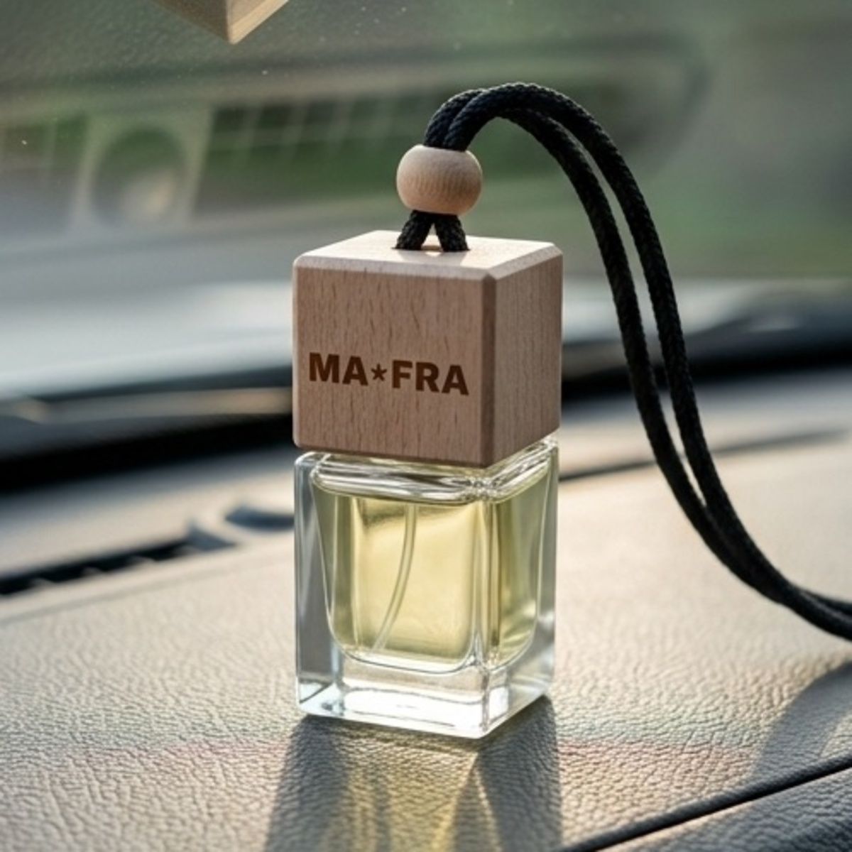Deo Cube Car Hanging Air Freshener Vanilla