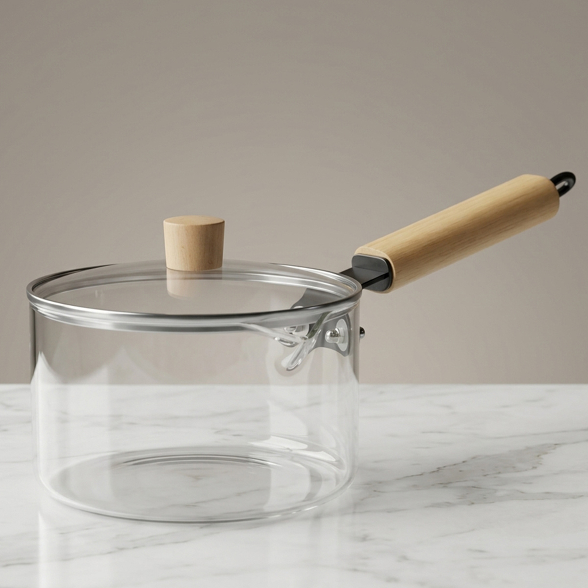 Glass Sauce Pan With Lid 1800ml