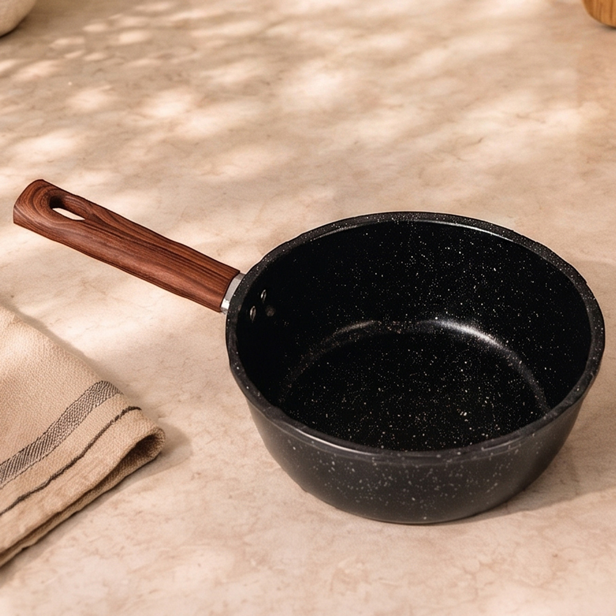 Sauce Pan with Long Handle