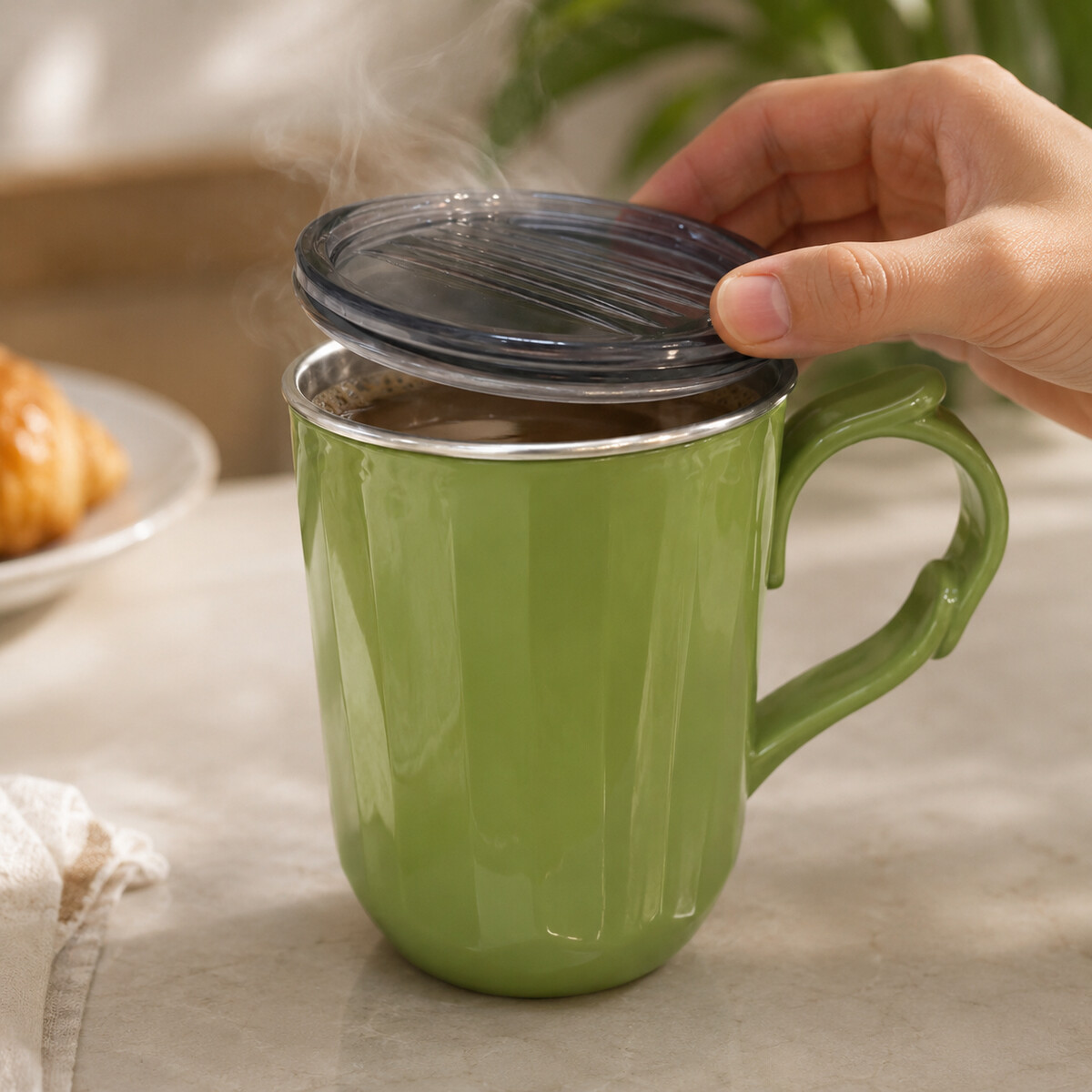 Green Ceramic Mug with Stainless Steel Interior ml