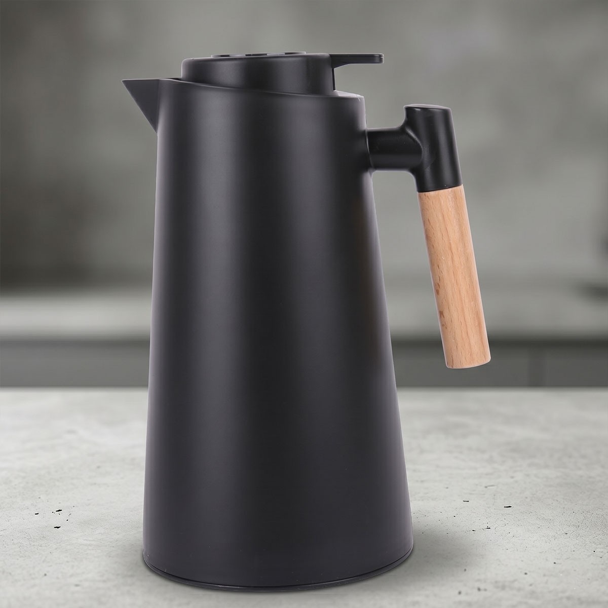 Insulated Thermal Flask with Wooden Handle 1L