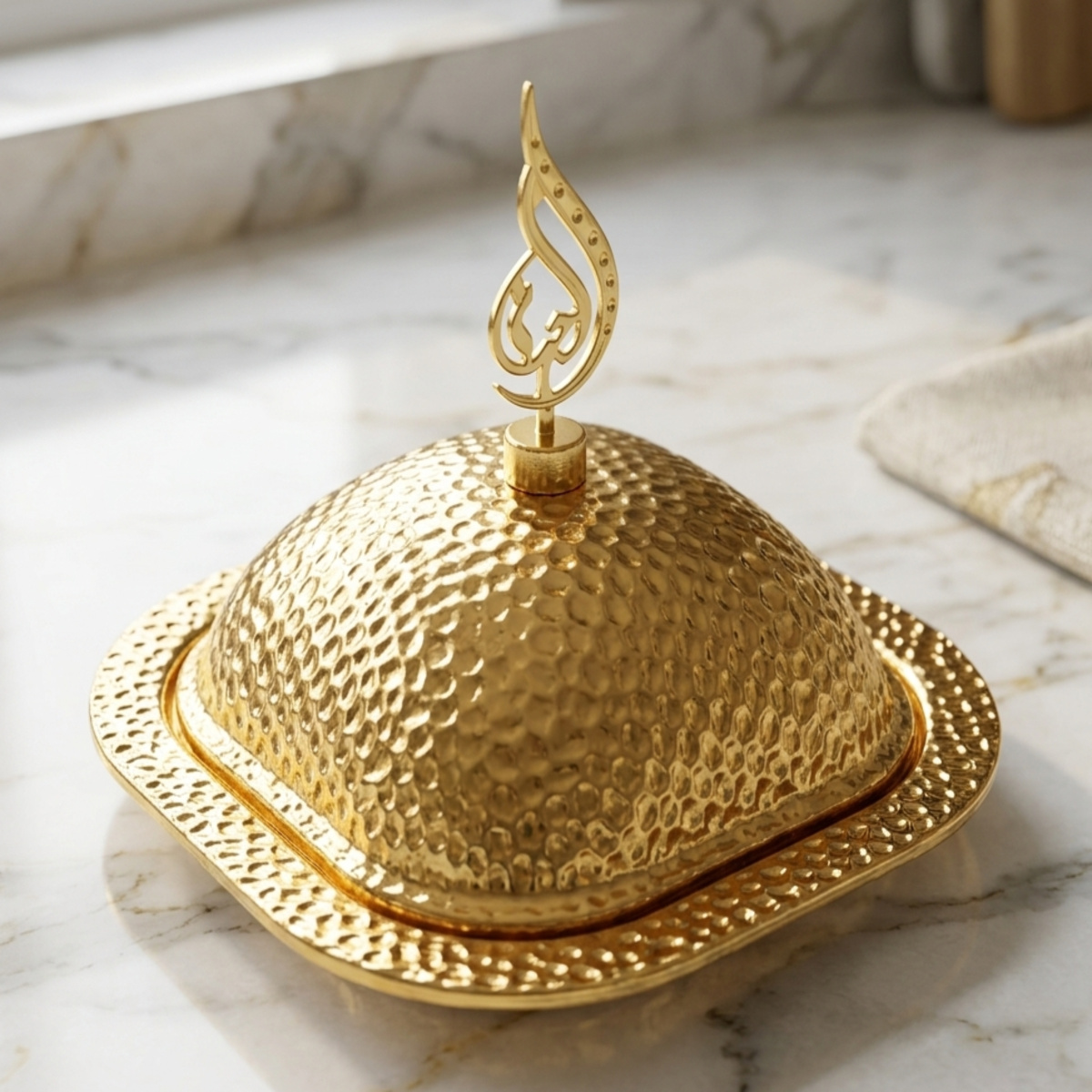 Serving Dish Small Golden