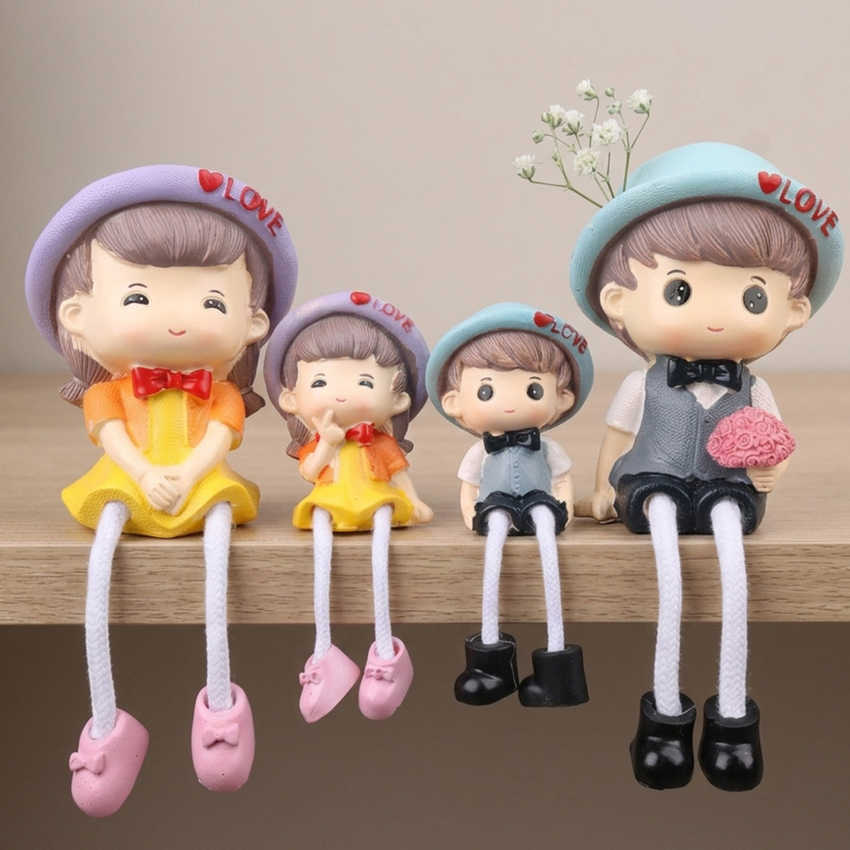 Family Self Sitting Decorative Figures 4 Piece Set