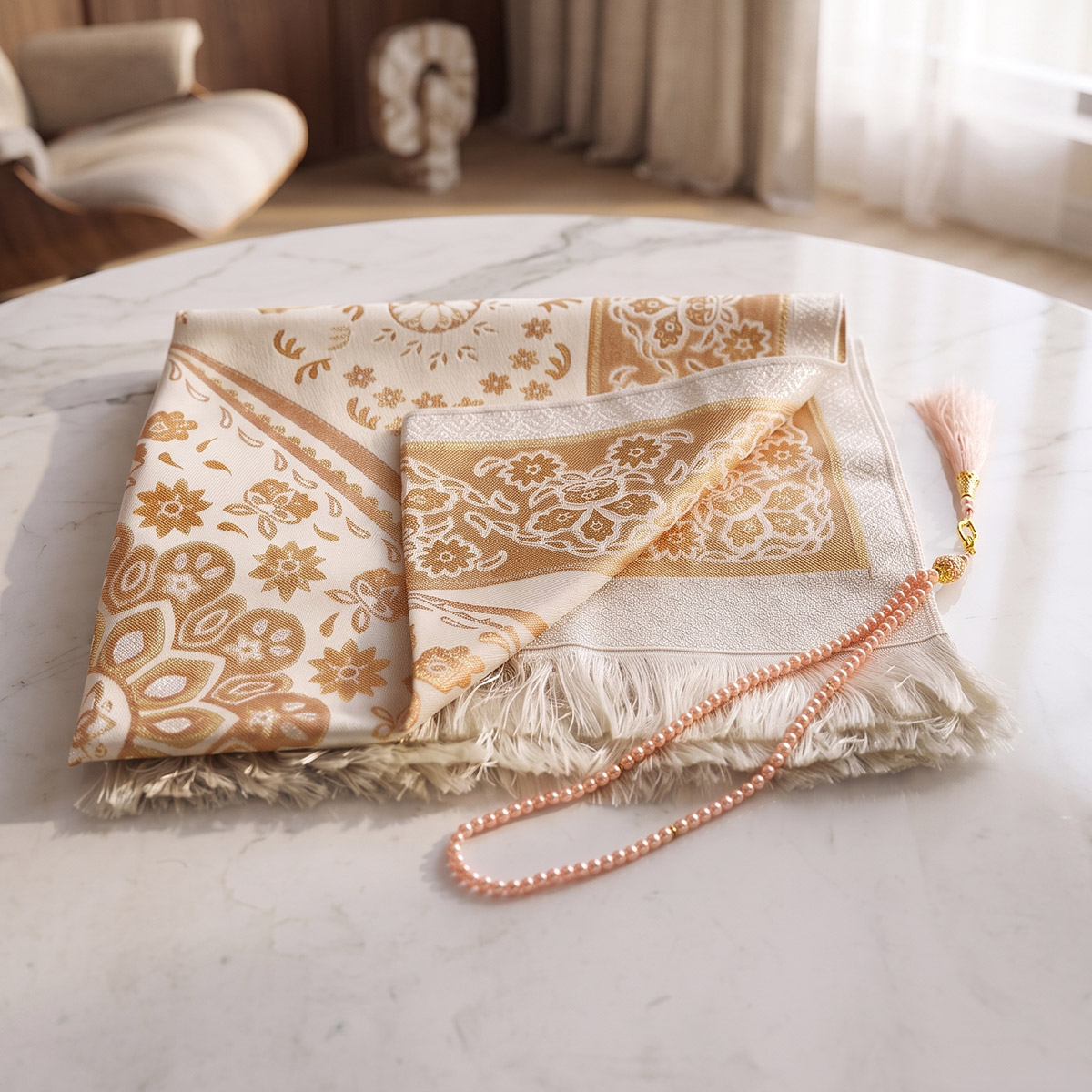 Prayer Rug with Tasbih Gift