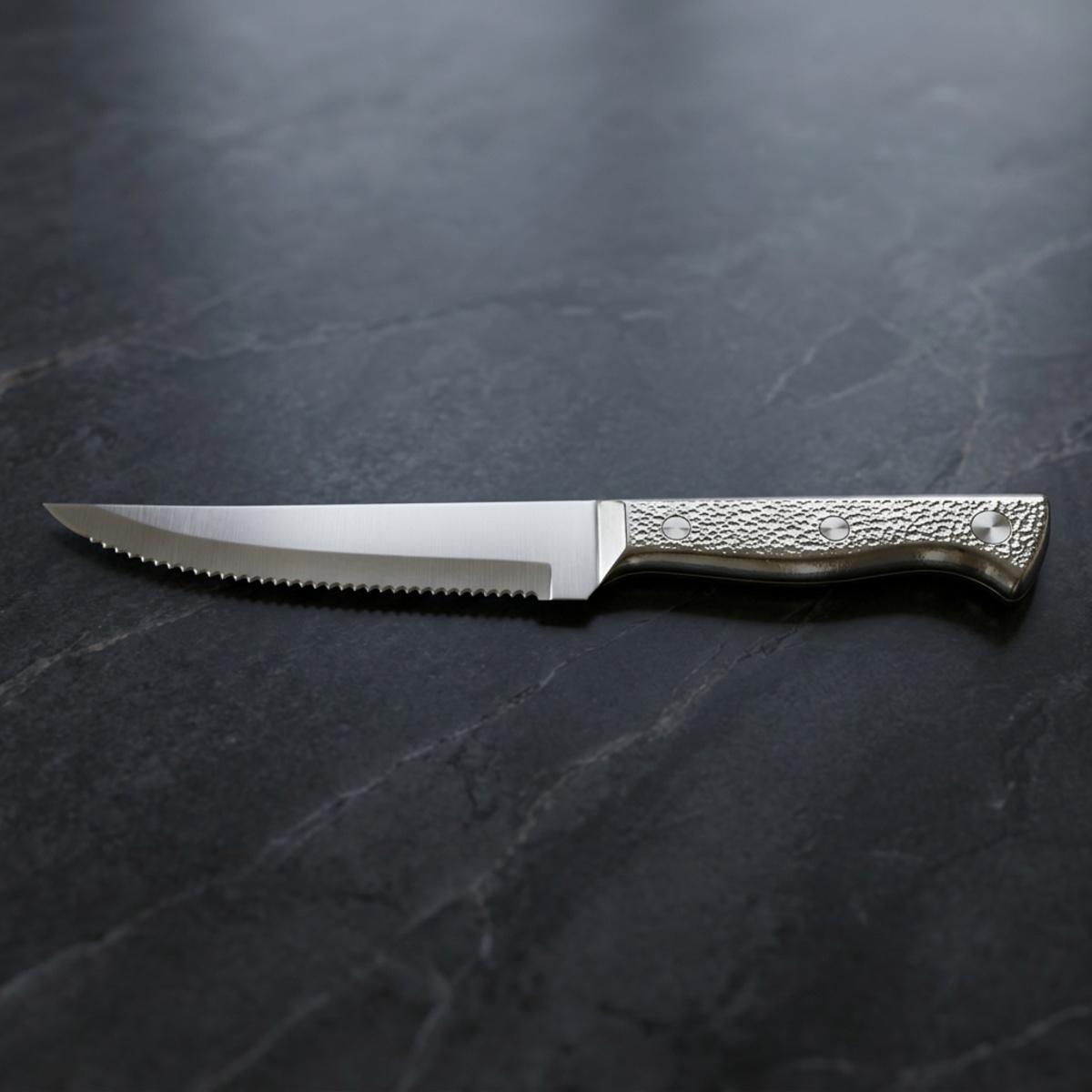 Elborate Kitchen Knife Serrated