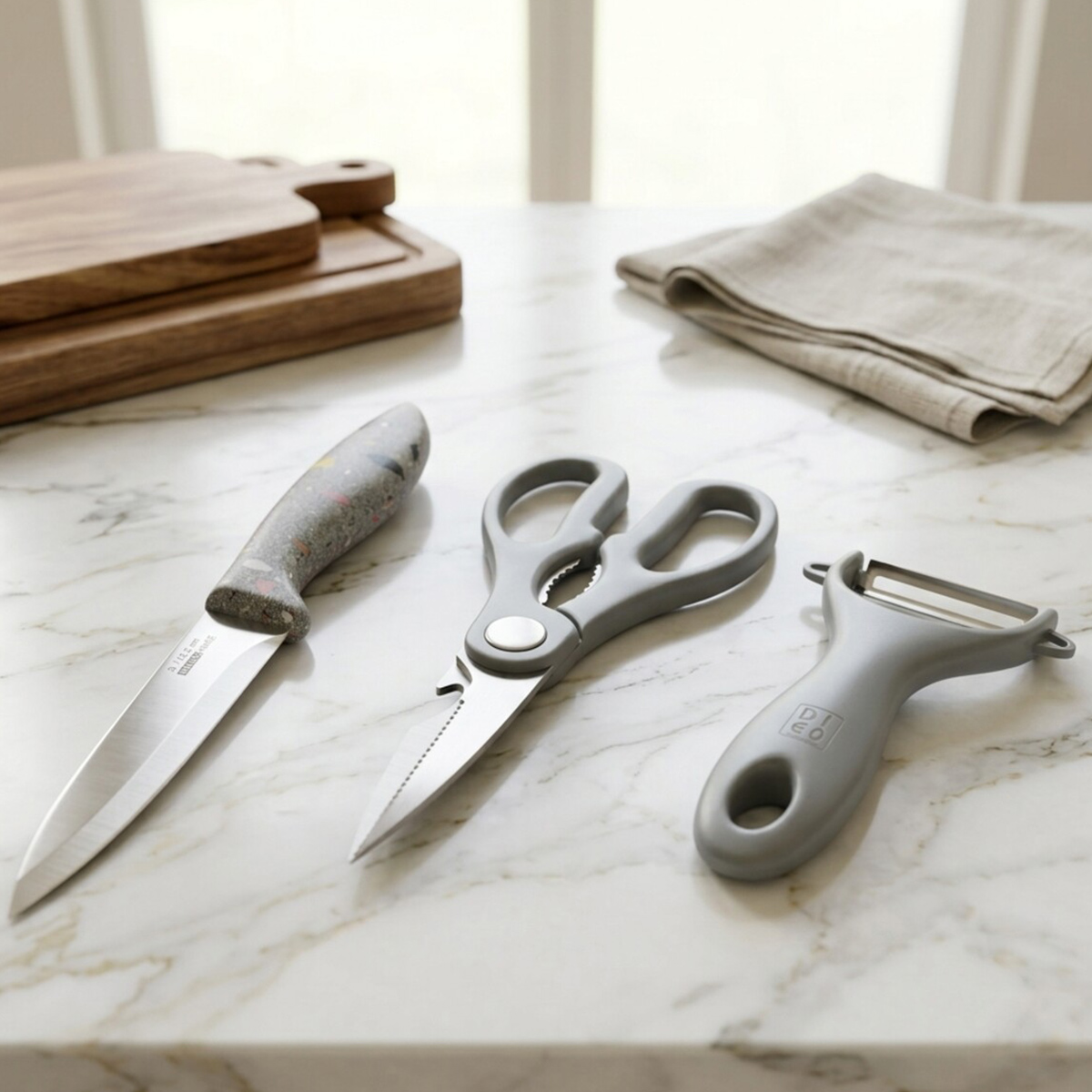 Knife And Scissors With Peeler 3 Pieces Set
