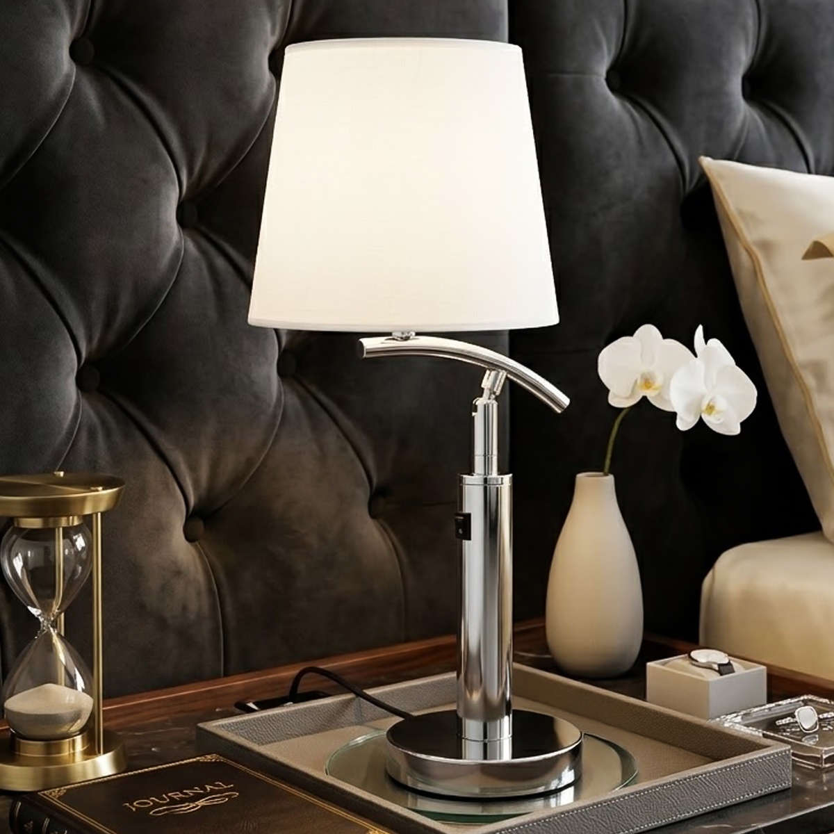 Metal Base Table Lamp
