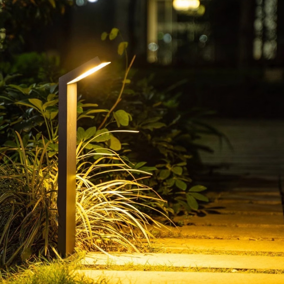 مصباح LED خارجي للممرات | أضواء وثريات | أضواء خارجية | إضاءة الحدائق مصباح LED خارجي للممرات | أضواء وثريات | أضواء خارجية | إضاءة الحدائق