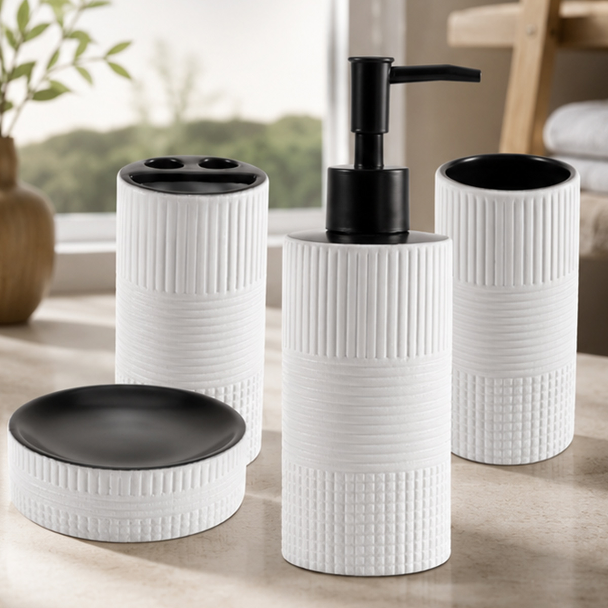 Bathroom Decoration Accessories Set 4 Pieces
