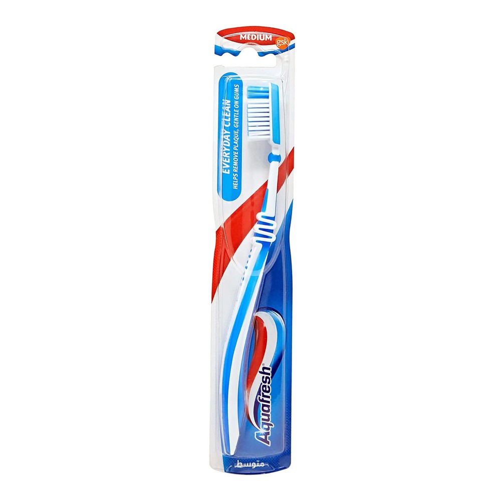 Aquafresh Everyday Clean Medium Toothbrush
