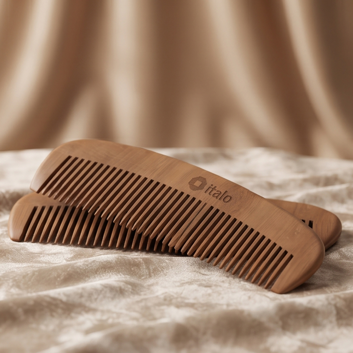 Italo Wooden Comb