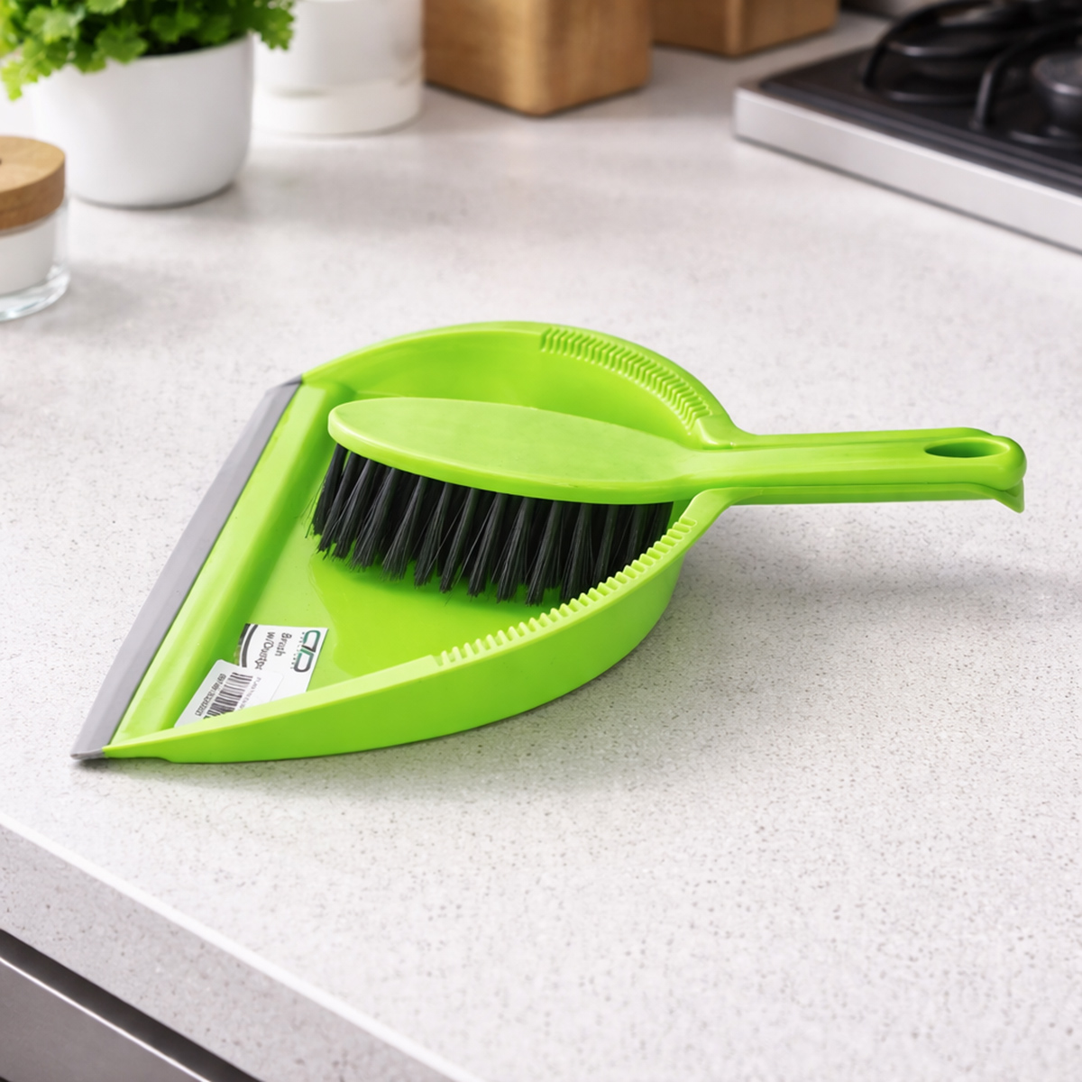 Plastic Dust Pan With Brush