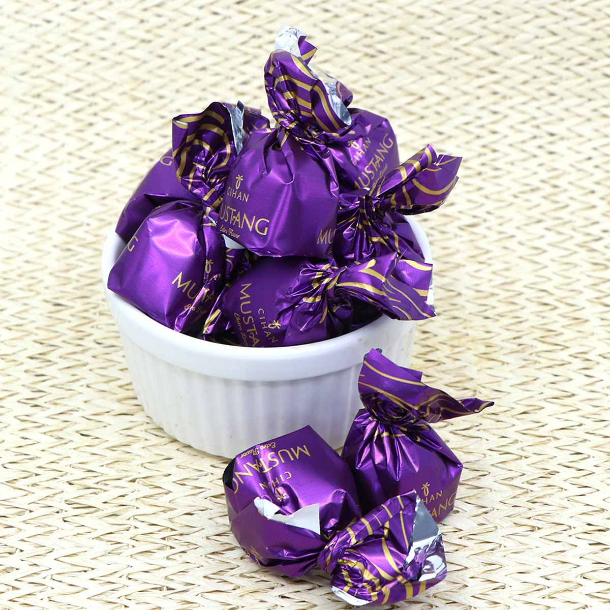 Cihan Mustan Caramel Chocolate 500g